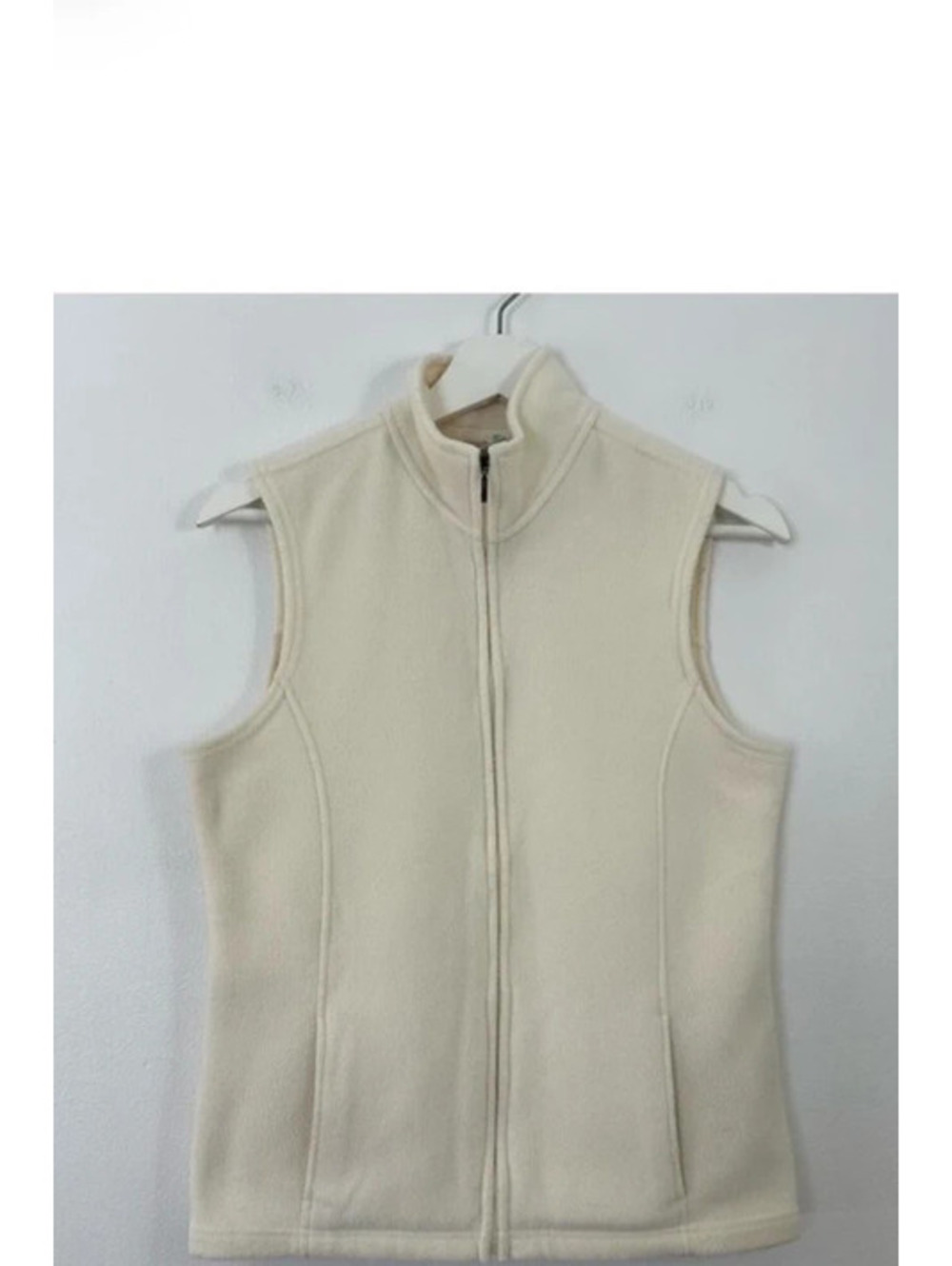 L.L.Bean Women's White Zip Up Vest Size M